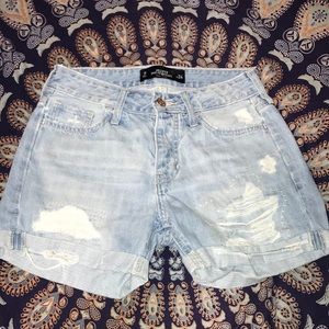 Hollister mom jean shorts